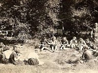 1949 Zomerkamp Junne (Berkenweide) Schlim,schlam, schlum, nou gaan we piepers jassen