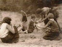 1963 Stokbrood bakken Dwingeloo