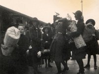 1935 - 1938 met trein naar kamp - coll. TtO